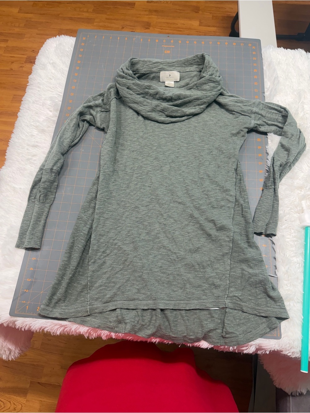 Light Green Cowl Neck Women's Sweater ruby moon XL has some flaws